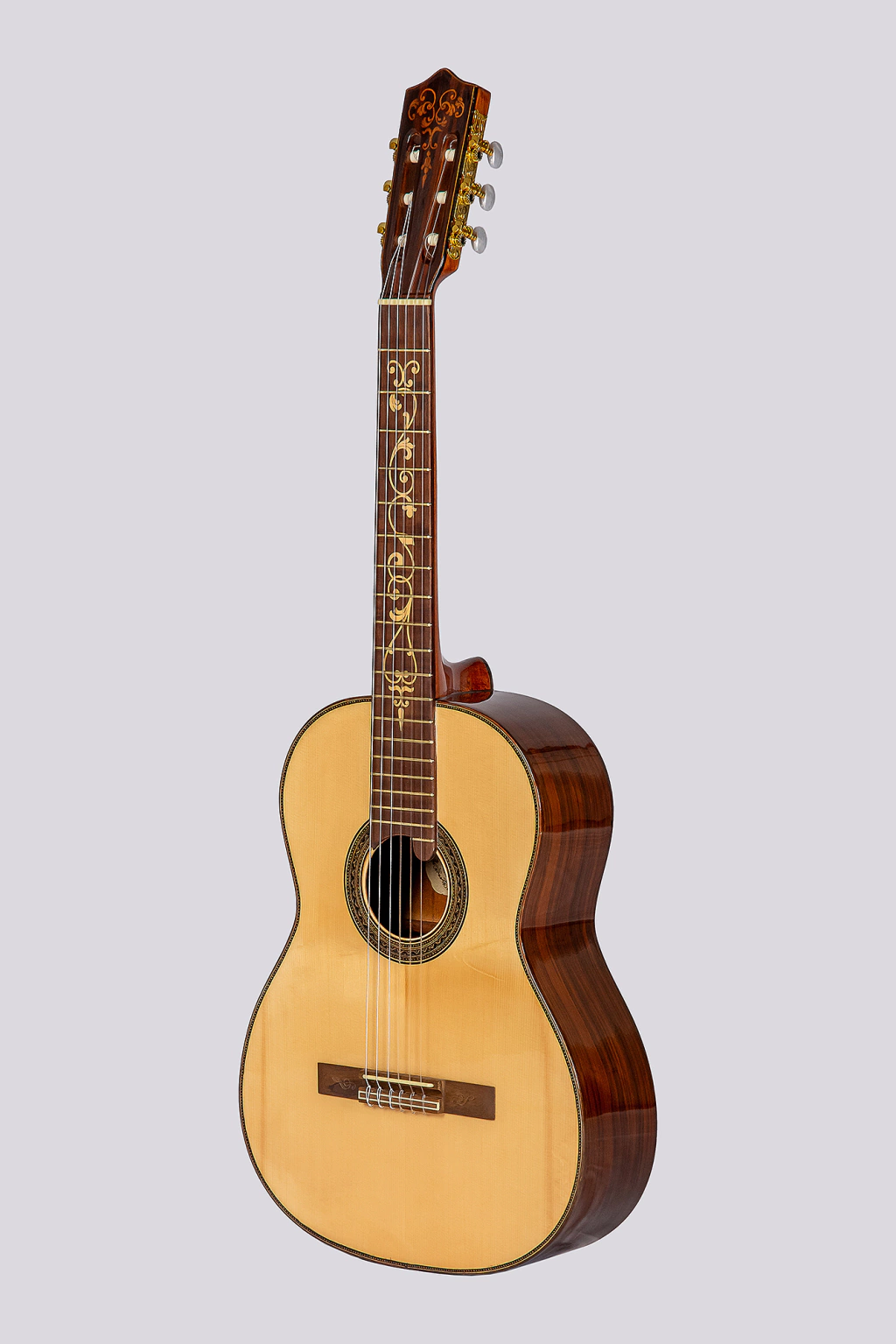 Guitarra Luthier Profesional Mantini Premium Con Funda Natural Zurdos Romantica